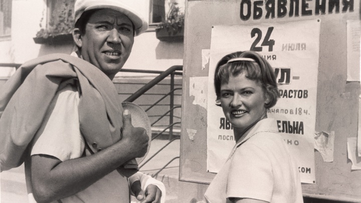 Фильм-легенда Бриллиантовая рука: ошибку в кадре никто не замечает