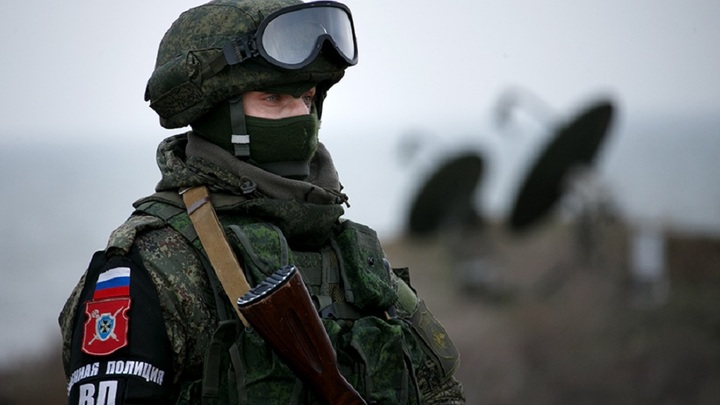 Русская военная полиция возвращает угнанные автомобили жителям Херсонщины