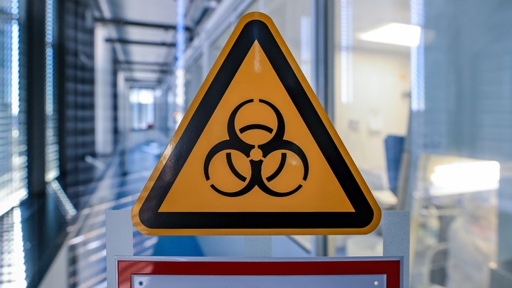 На Украине опасаются бактериологической катастрофы из-за разрушения Каховской ГЭС