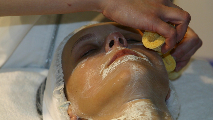 Восемь ошибок при уходе за кожей лица: Прыщей станет ещё больше