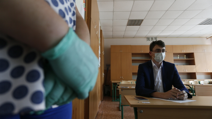 Больше 300 классов в школах Кузбасса оказались закрыты из-за коронавируса