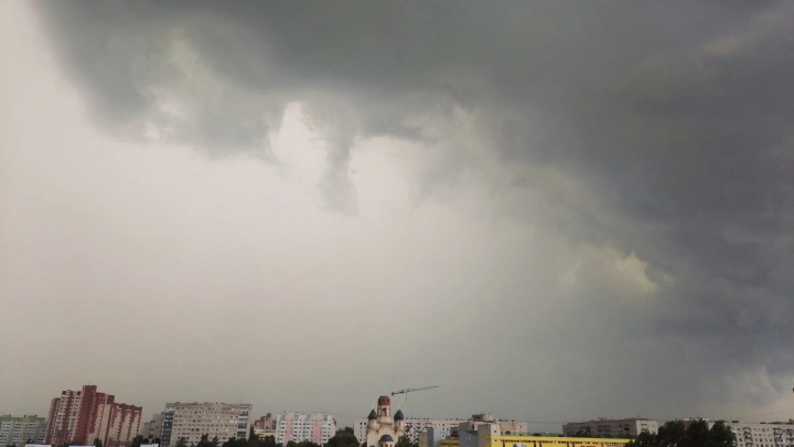 Мощная магнитная буря и северные сияния: прогноз ученых на 9 и 10 декабря