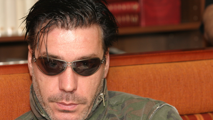 Полиция прокомментировала обыски у солиста Rammstein
