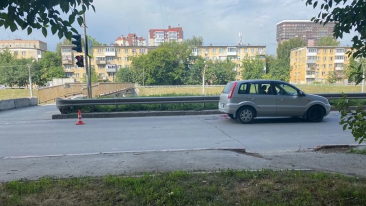 В Новосибирске родственники сбитой насмерть пенсионерки ищут свидетелей аварии