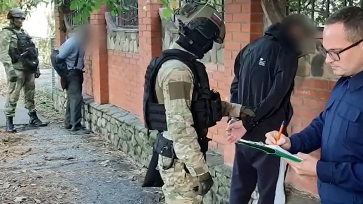 Полиция опубликовала видео задержания жителя Кубани, который заказал убийство племянника