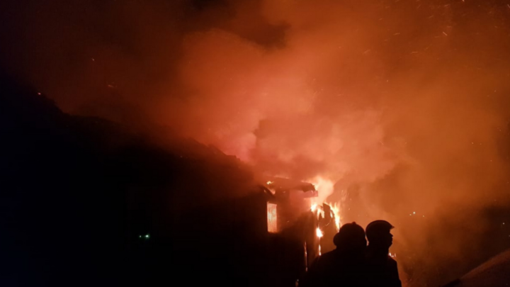Азербайджанец заживо сжег двух человек в магазине в Ленобласти