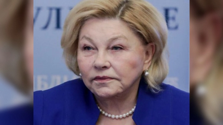 «Ведомости»: просидевшая 27 лет в Госдуме Елена Драпеко, скорее всего, потеряет мандат