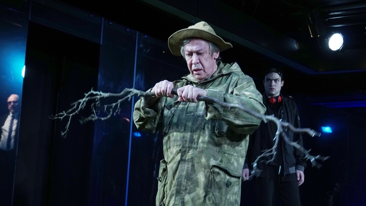 Ефремов меняет защитника? Адвокат пообещал выстоять даже против танка