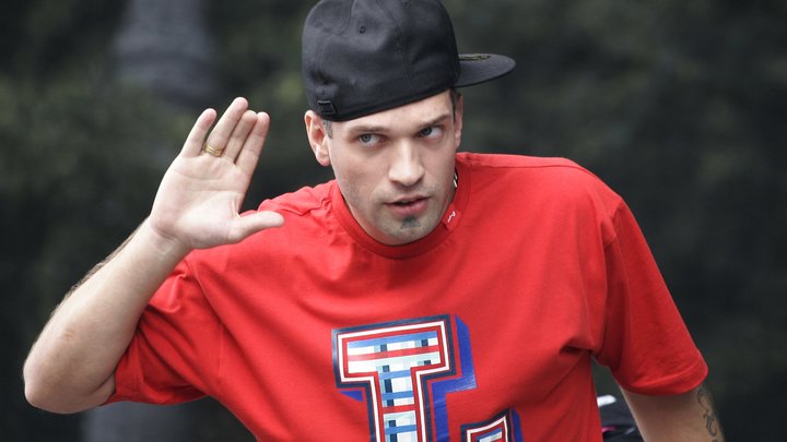 За чудовищные преступления: Лигалайза не пустили на польский самолёт, он заявил про искупление