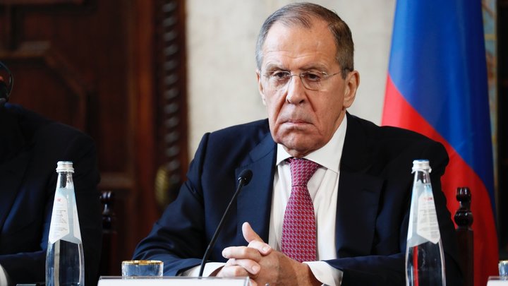 Смешные арлекины: Лаврову посоветовали ответить грузинским журналисткам крылатой фразой. Ещё разочек