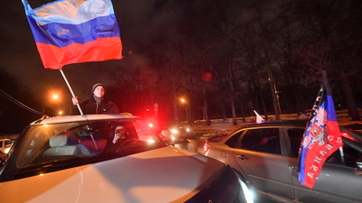 В Новосибирске организовали автопробег в поддержку вооружённых сил России