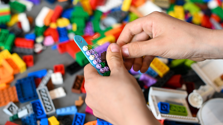 Производитель Lego прекращает работу в России: где теперь заказывать детальки