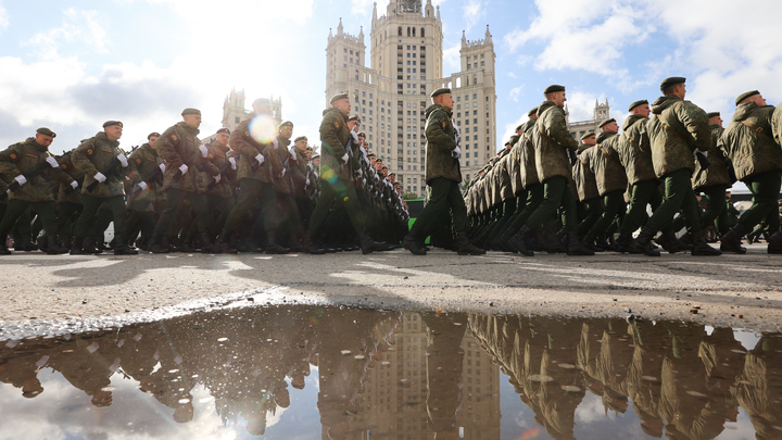 В Британии запутались в показаниях: The Sun пишет о негодовании после речи Путина на Параде