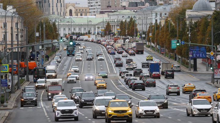 В Москве частично восстановили выдачу прав и регистрацию автомобилей после сбоя