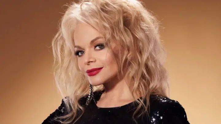 Концерт Ларисы Долиной в Туле отменили из-за нездорового ажиотажа