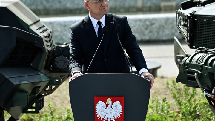 Они защищают Украину: Польские танки задействованы в нападении ВСУ на Курскую область - Дуда