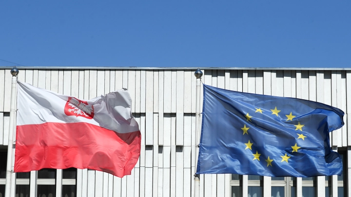 Польша нанесла Украине неожиданный удар. В Киеве впервые признали: Никто не будет нас спасать