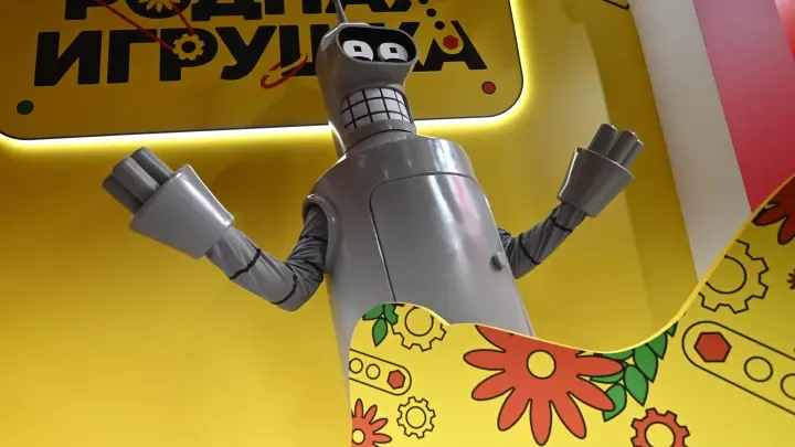 Квантовый восторг, роботы-экофанаты и ИИ-фейерверк: русские технологии 5 мая 2025