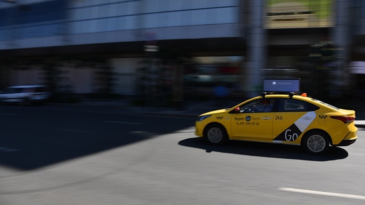 В Новосибирске произошёл сбой у сервисов такси Яндекс.Go и Uber