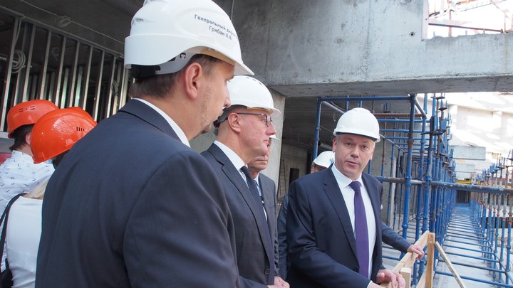 Завалить деньгами: Достроят ли новый ЛДС в Новосибирске к МЧМ-2023