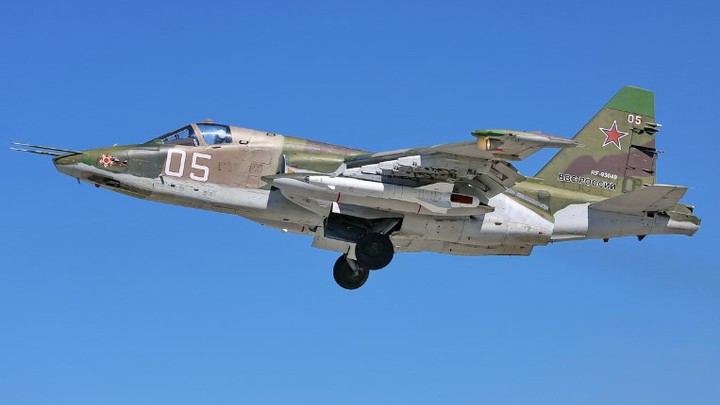 Летят русские Грачи: Кадры атаки Су-25 по ВСУ попали на видео