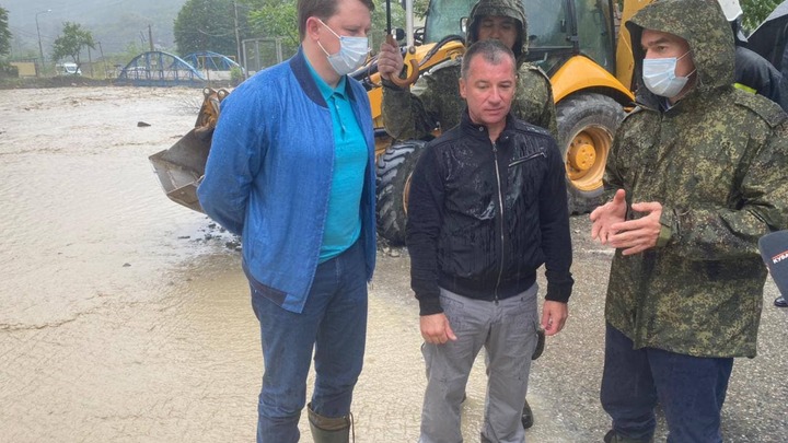 Наводнение в Сочи: Село Кепша затоплено. Людям подвезут питьевую воду и продукты