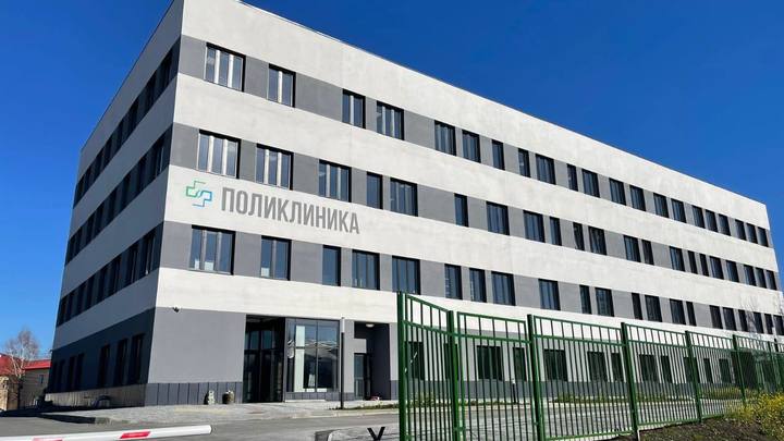 Поликлинику в Доволенском районе под Новосибирском сдали досрочно