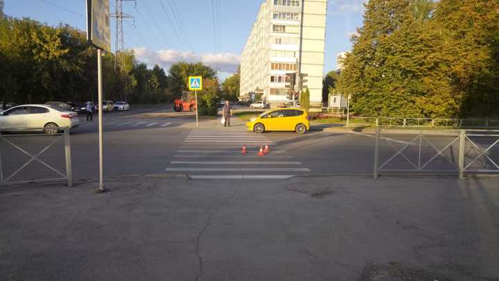 Ребёнка на велосипеде сбили на зебре в Академгородке Новосибирска