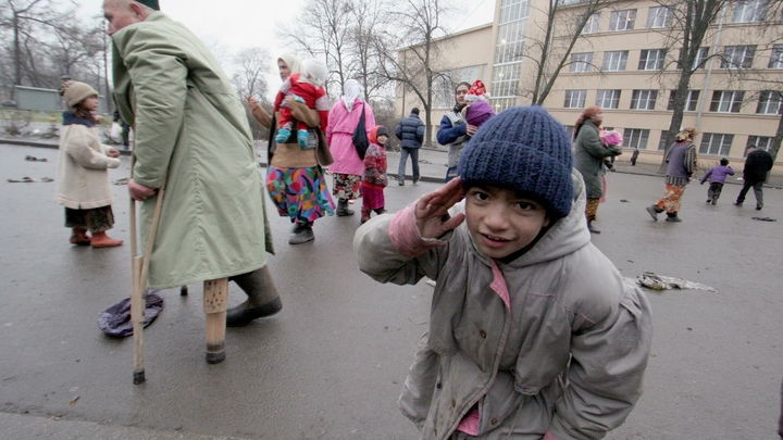 В Перми 9-летнему ребенку мигрантов разбили голову на детской площадке