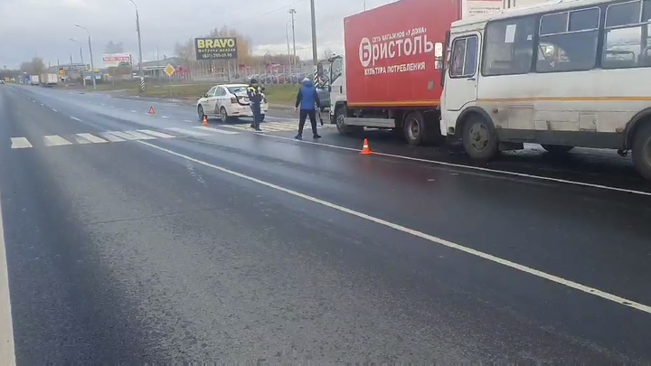 В массовом ДТП с автобусом и электрокаром под Нижним Новгородом пострадали восемь человек