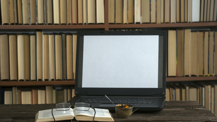 Запорожская школа получила от Народного фронта компьютеры