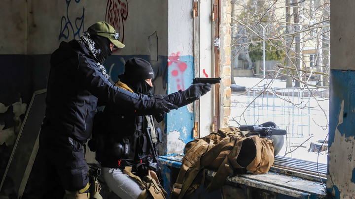 Националисты из батальона Азов заминировали реактор в Харькове