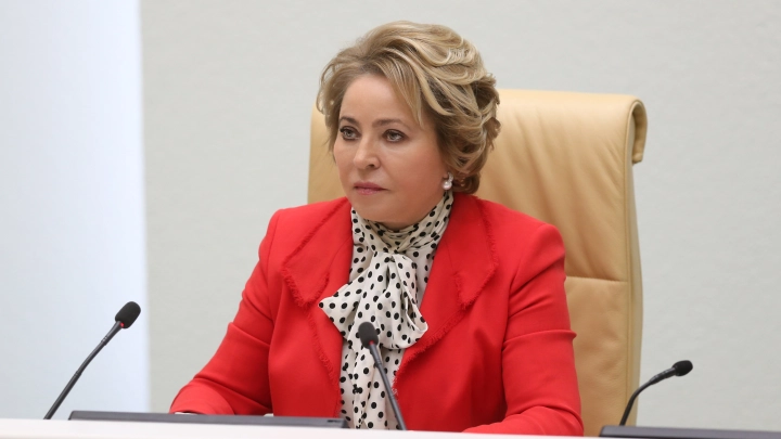 Где родился, там и пригодился: Матвиенко предложила сократить приём в столичные вузы абитуриентов из регионов