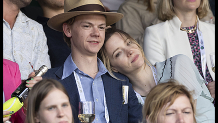 Экс-супруга Маска Татула Райли третий раз выходит замуж