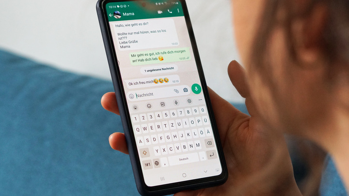 Мессенджер WhatsApp планирует запустить функцию передачи файлов без интернета
