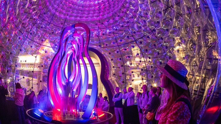 Проекция будущего: Что ждёт гостей Москвы 2030 в последнюю неделю