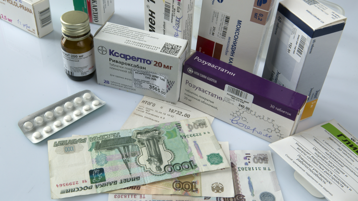 Новосибирские соцслужбы рассказали, кто и как может вернуть потраченные на лекарства деньги