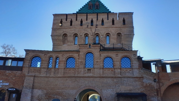 Дмитриевскую башню закрыли для посещения до ноября в нижегородском кремле