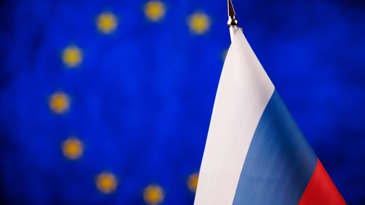 Le Monde: Глава Euroclear готова судиться с ЕС из-за русских активов