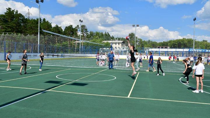В Новосибирске открыли первую умную спортплощадку