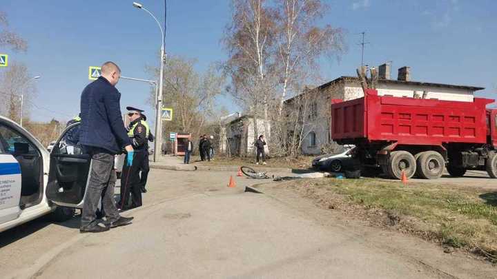 51-летний велосипедист погиб под колёсами самосвала в Новосибирске