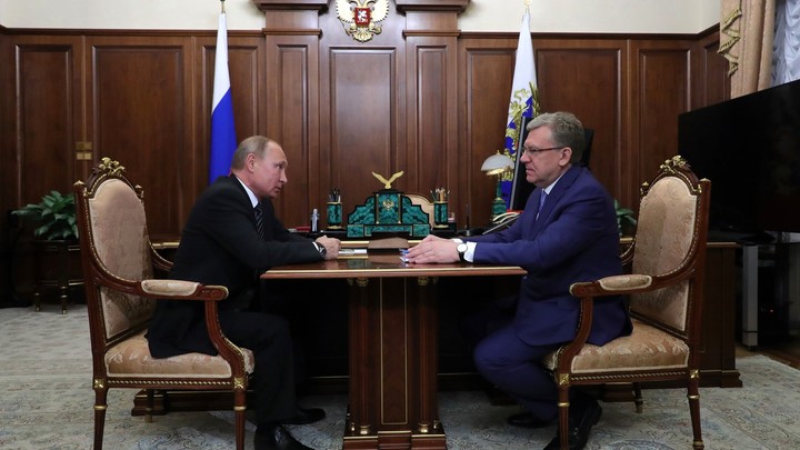 Нечего на зеркало пенять, коли рожа кривая: Путин урезонил Кудрина за его прогноз