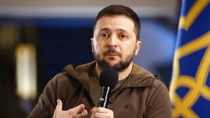 Зеленский требует атомную бомбу : военкор Котенок высказался о рисках перемирия с Украиной