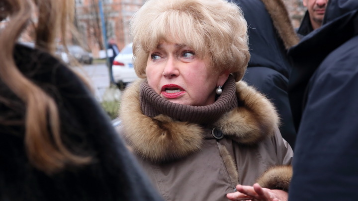 Вот эти пенсионеры... неприятно: Мама Ксении Собчак - главная героиня политического скандала