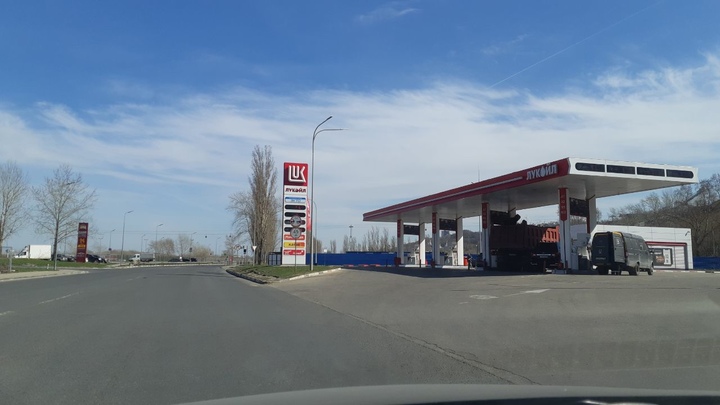 Эксперт рассказал о возможных сценариях на нефтерынке после атаки на нижегородский НПЗ