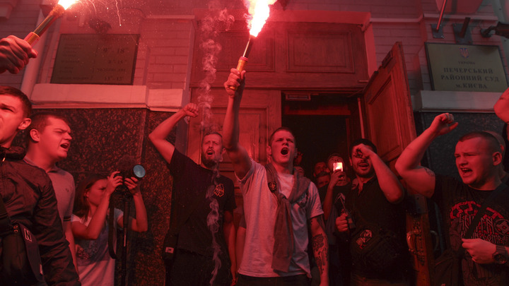 Окончательно задушить свободу: Киев опустился до репрессий и концлагерей