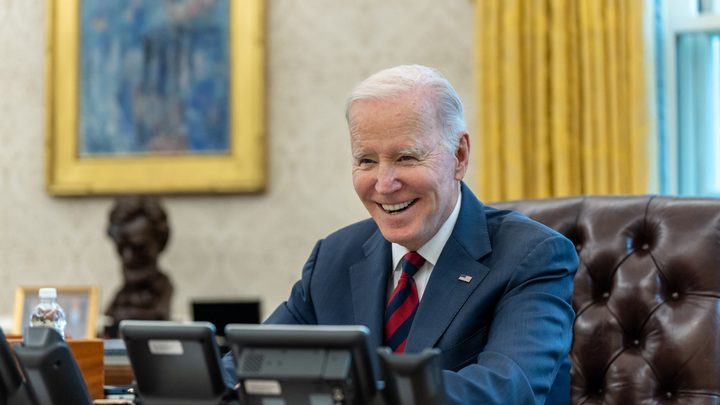 США направили ультиматум Китаю, требуя отказать России в помощи