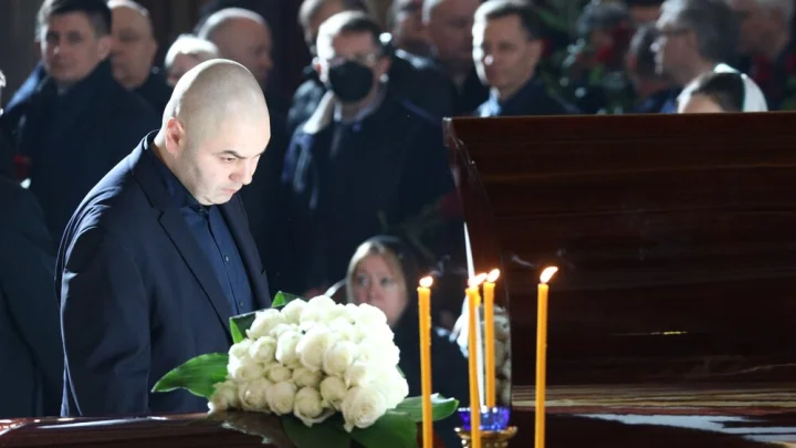 ЛДПР обвиняют сына Жириновского в провокации. Забыли о последней воле отца?