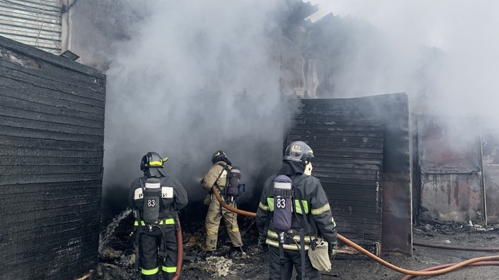 В Одессе потушили пожар после удара русских ВКС