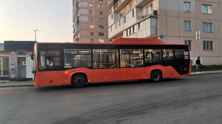 2ГИС начал показывать движение автобусов в Новосибирской области